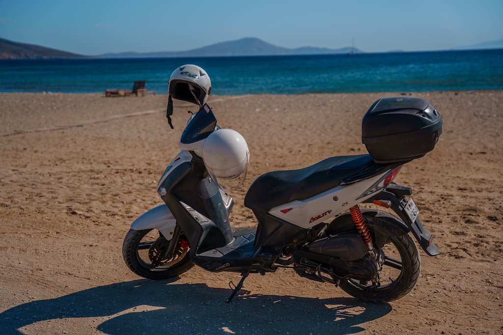 scooter rental Milos