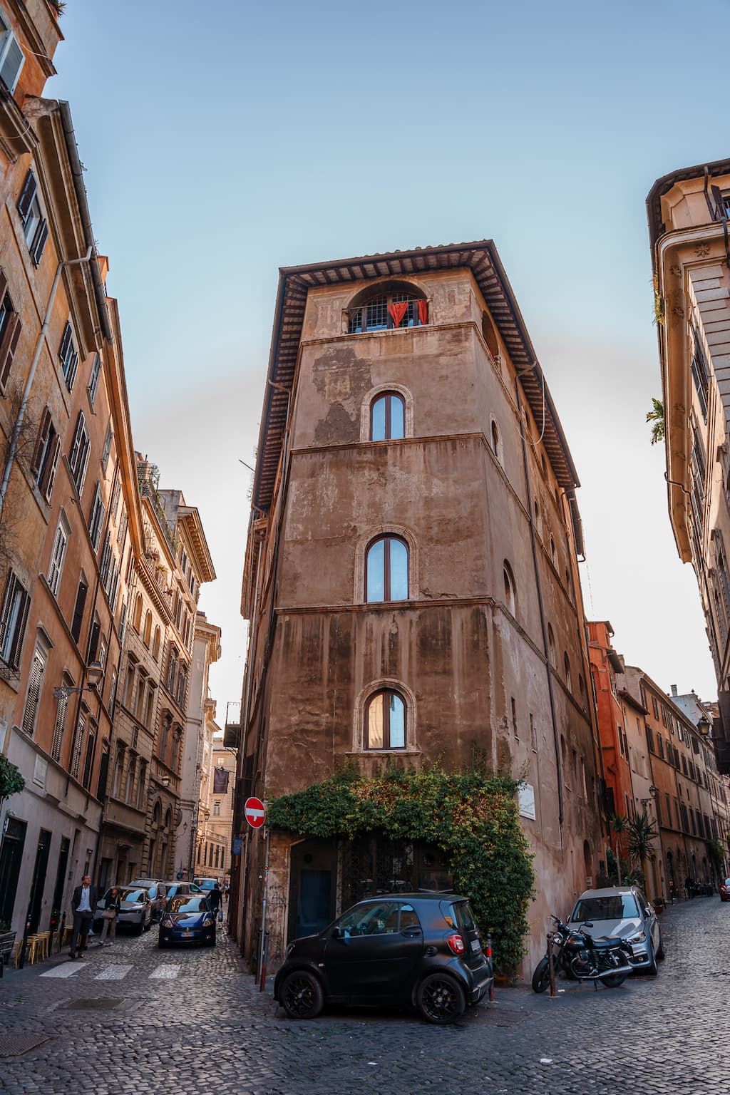 Renting a car in Rome Trastevere